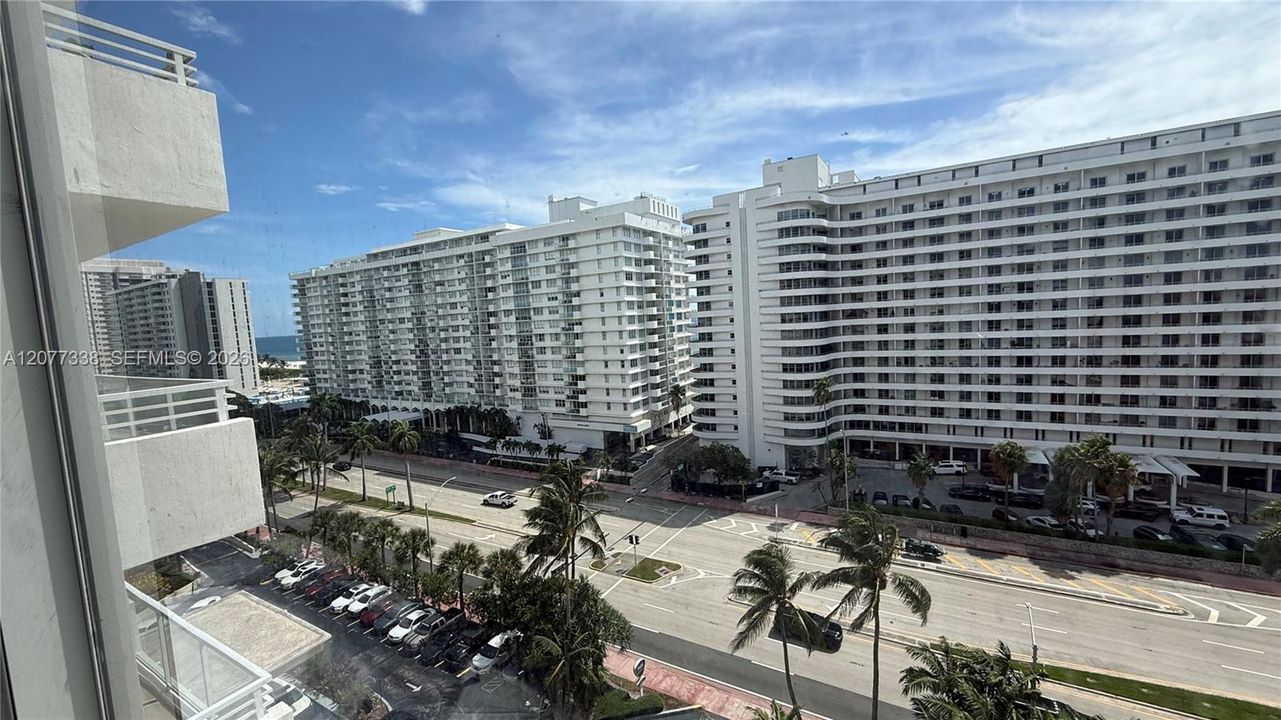 For Rent: $3,750 (2 beds, 2 baths, 1190 Square Feet)