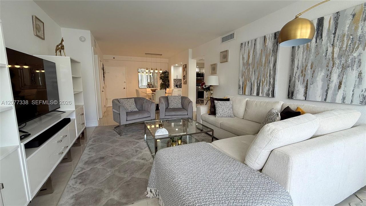 For Rent: $3,750 (2 beds, 2 baths, 1190 Square Feet)