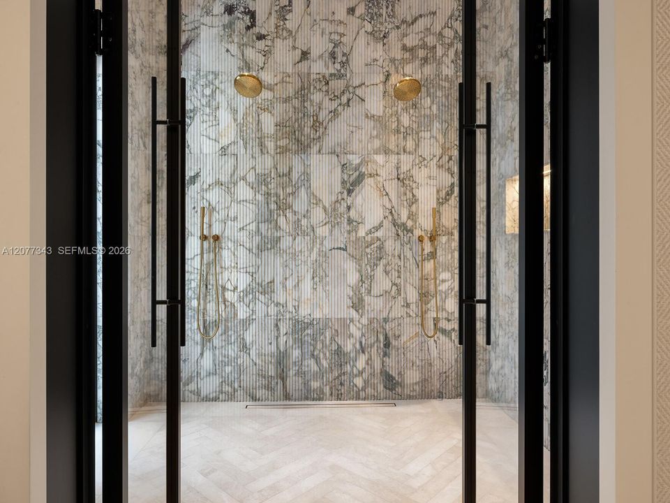 For Sale: $13,750,000 (6 beds, 7 baths, 7958 Square Feet)