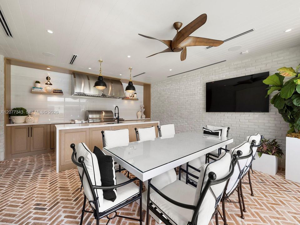 Summer kitchen/guest house