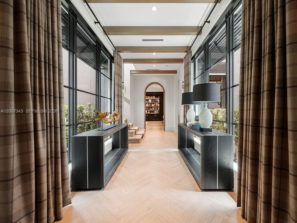 For Sale: $13,750,000 (6 beds, 7 baths, 7958 Square Feet)