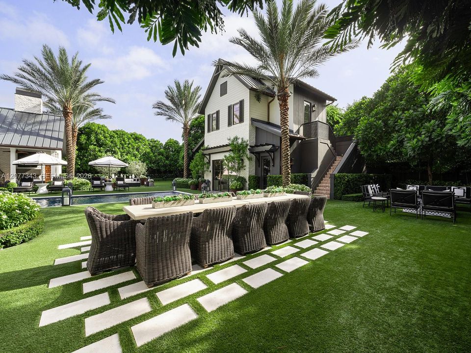 For Sale: $13,750,000 (6 beds, 7 baths, 7958 Square Feet)