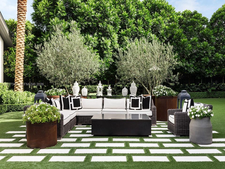 Outdoor couch/sitting area