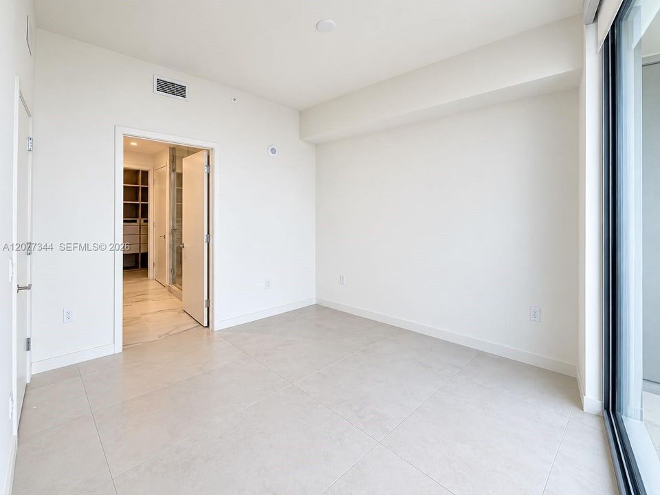 Recientemente alquilado: $6,350 (1 camas, 2 baños, 1216 Pies cuadrados)