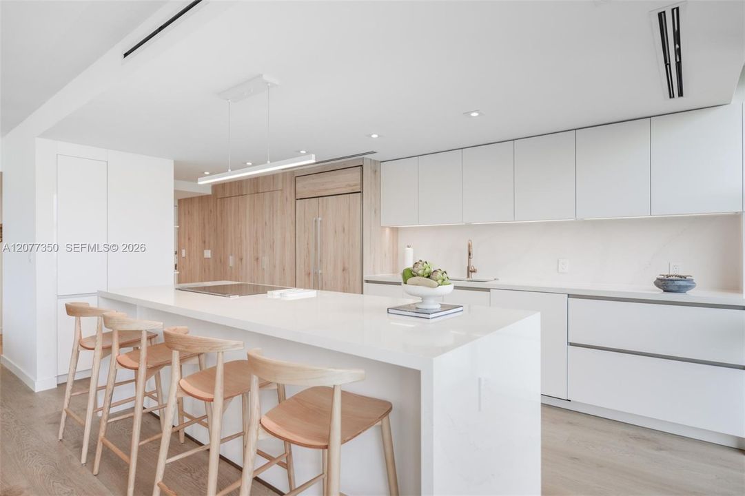 В аренду: $11,800 (3 спален, 2 ванн, 1782 Квадратных фут)