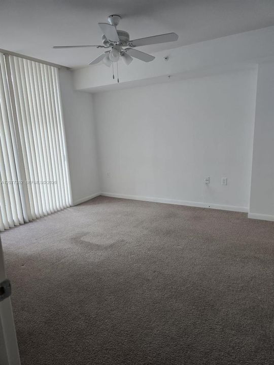 For Sale: $370,000 (3 beds, 2 baths, 1500 Square Feet)