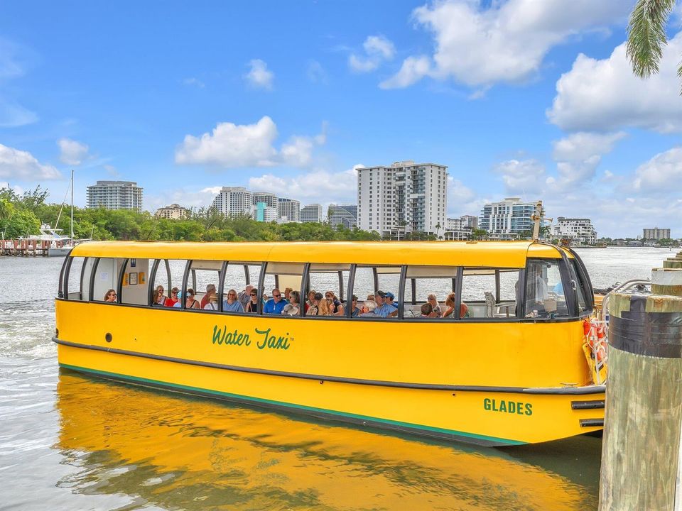 water Taxi - G-One