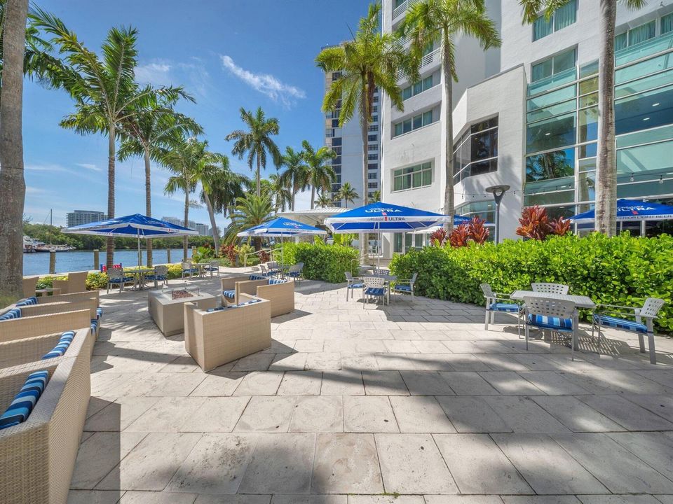 Outdoor Patio 2 - G-one