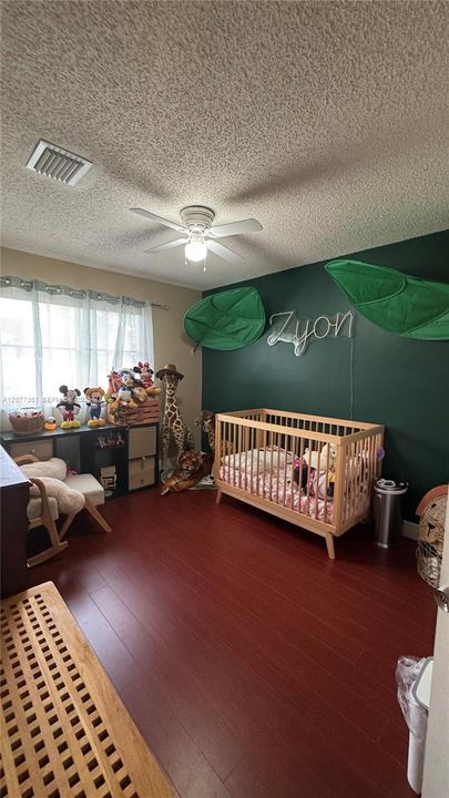 For Sale: $720,000 (3 beds, 2 baths, 2005 Square Feet)