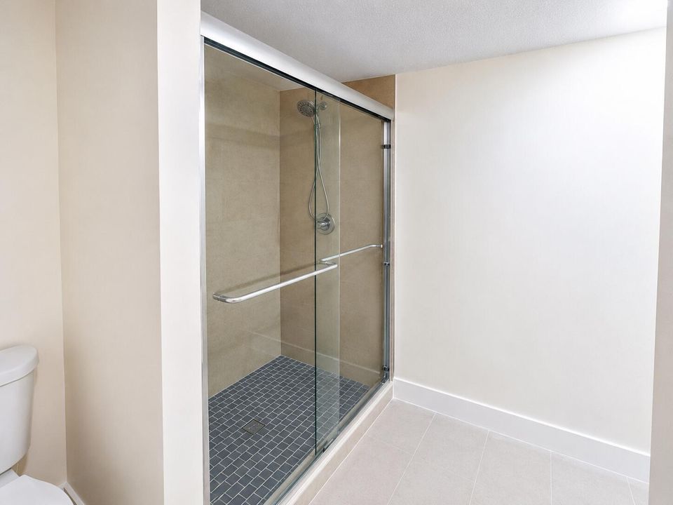 Bathroom1