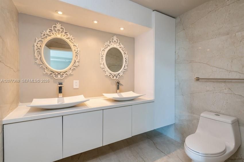 Mirrors are now modern