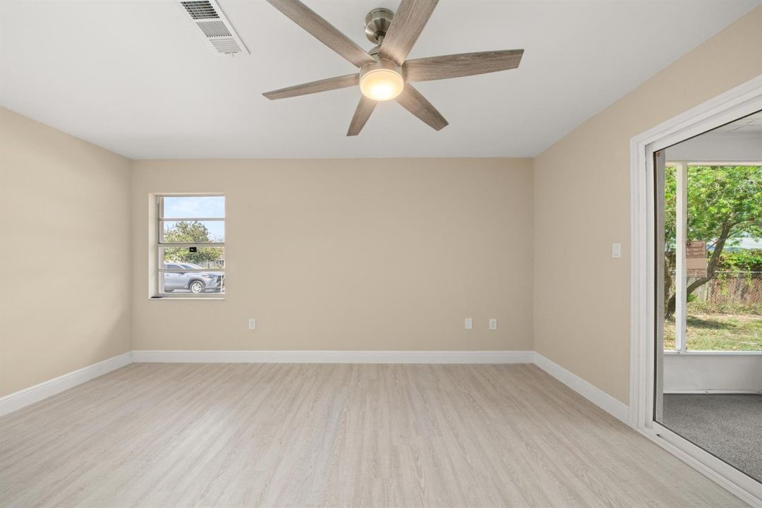 interior - master bedroom 2