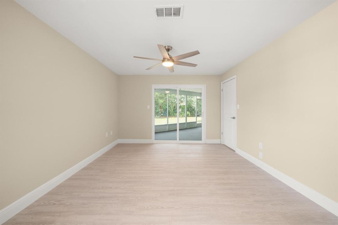 interior - master bedroom 5