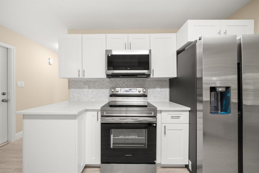 interior - kitchen 3