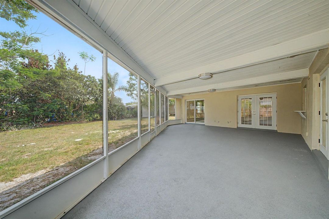 interior - screened porch 3