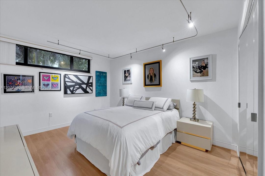 For Rent: $47,000 (5 beds, 5 baths, 4100 Square Feet)