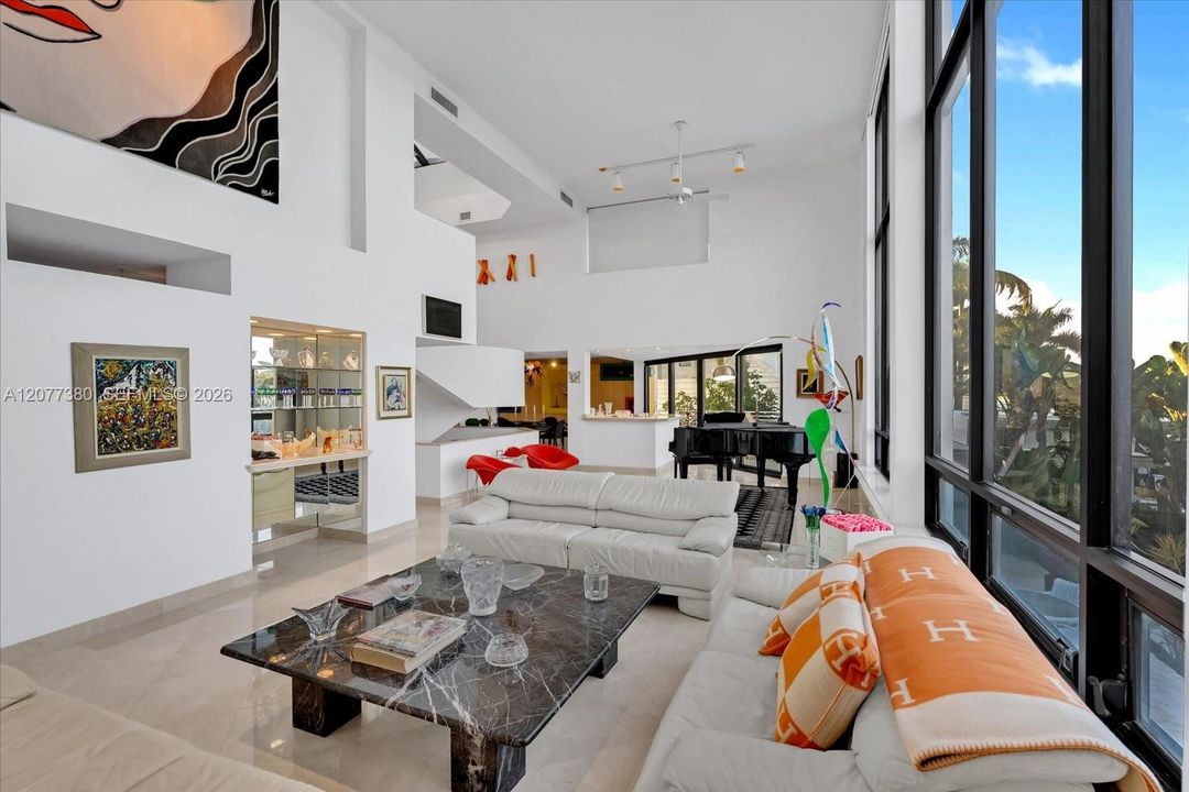 For Rent: $47,000 (5 beds, 5 baths, 4100 Square Feet)