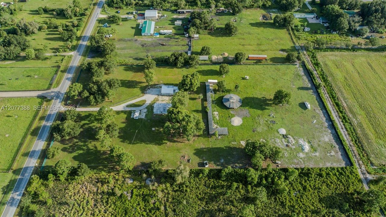 Vendido Recientemente: $369,000 (3 camas, 1 baños, 0 Pies cuadrados)
