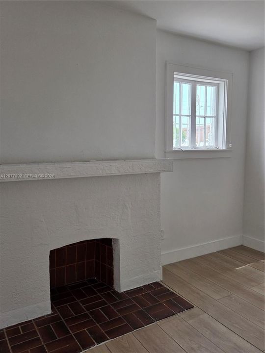 For Rent: $2,800 (3 beds, 2 baths, 3165 Square Feet)