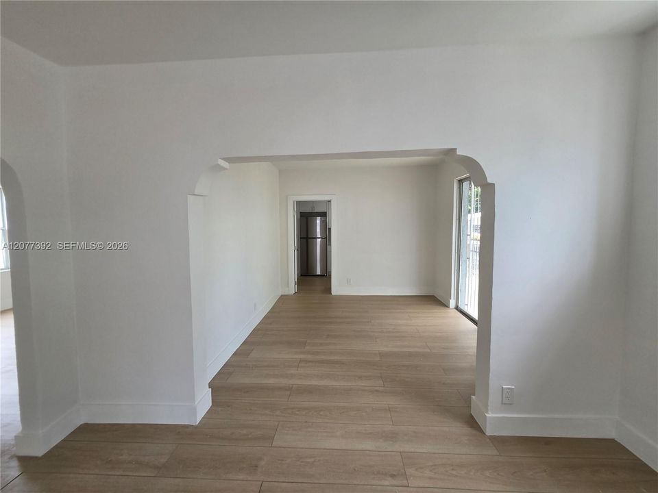 For Rent: $2,800 (3 beds, 2 baths, 3165 Square Feet)