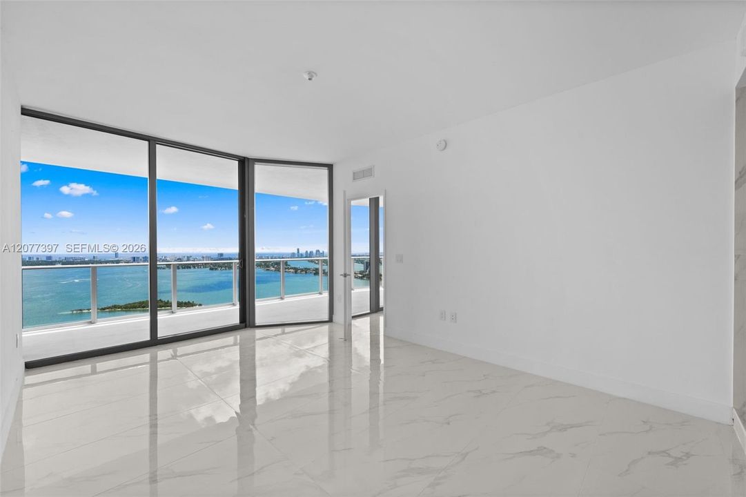 For Rent: $14,000 (4 beds, 5 baths, 2582 Square Feet)