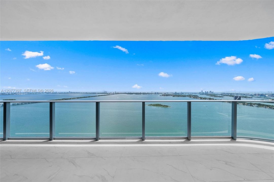 For Rent: $14,000 (4 beds, 5 baths, 2582 Square Feet)