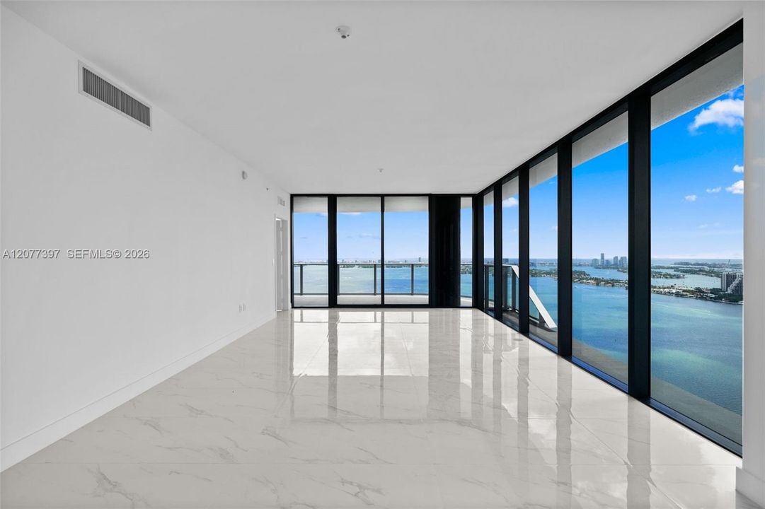 For Rent: $14,000 (4 beds, 5 baths, 2582 Square Feet)