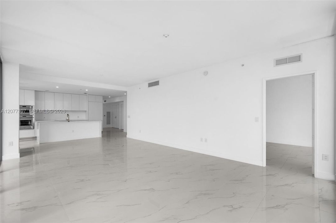 For Rent: $14,000 (4 beds, 5 baths, 2582 Square Feet)