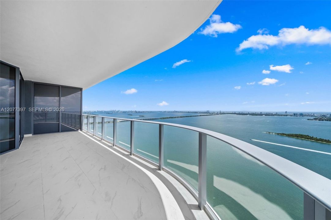For Rent: $14,000 (4 beds, 5 baths, 2582 Square Feet)