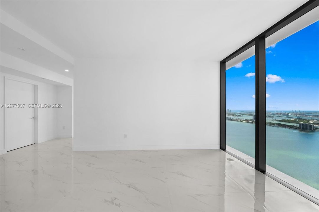 For Rent: $14,000 (4 beds, 5 baths, 2582 Square Feet)