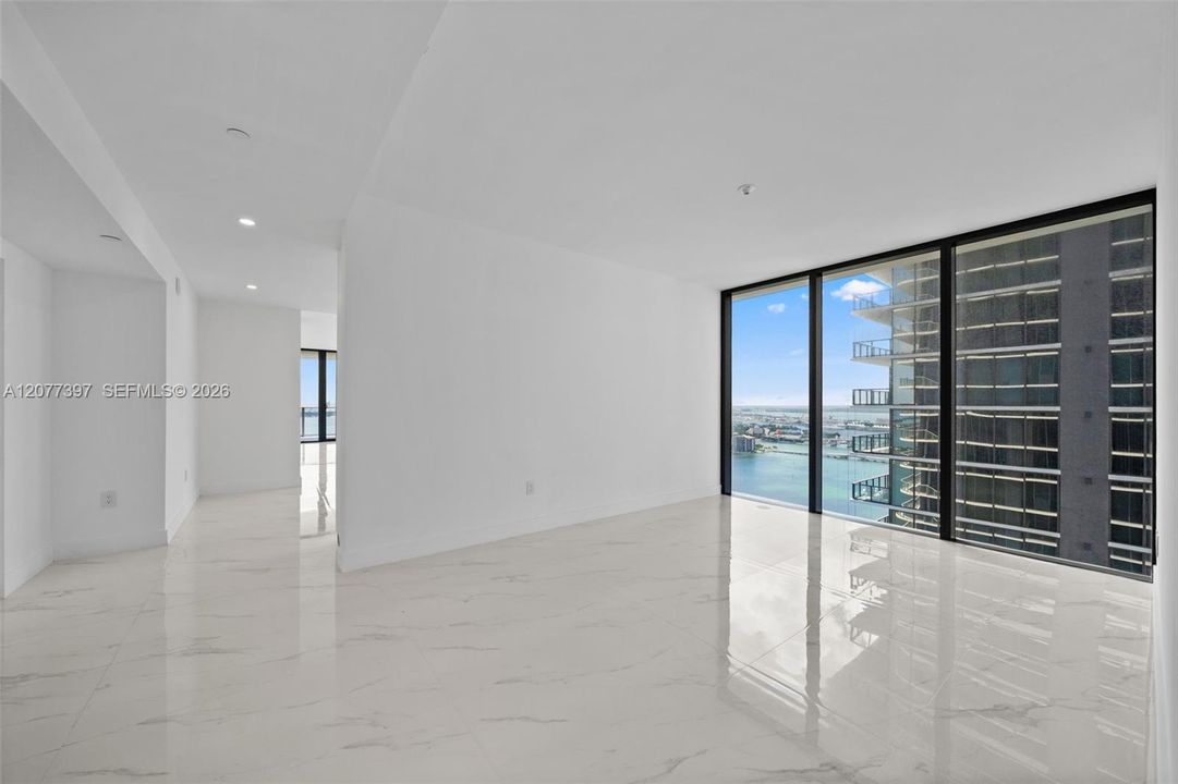 For Rent: $14,000 (4 beds, 5 baths, 2582 Square Feet)