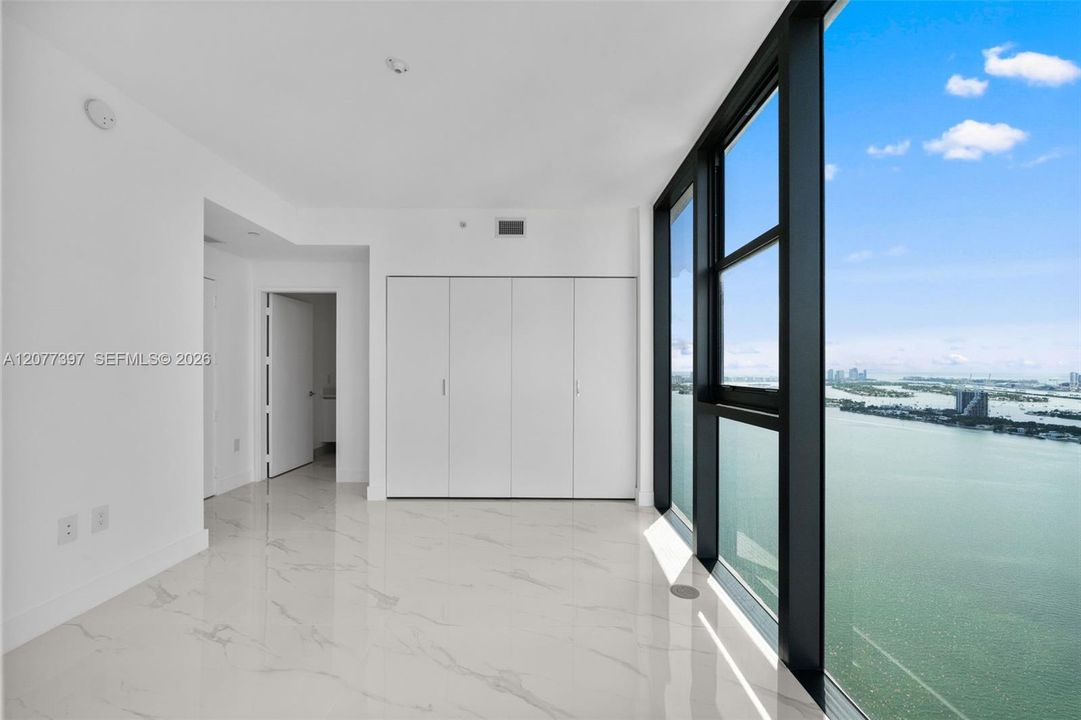 For Rent: $14,000 (4 beds, 5 baths, 2582 Square Feet)