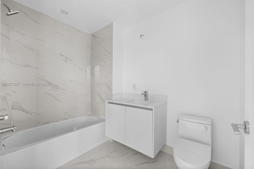 For Rent: $14,000 (4 beds, 5 baths, 2582 Square Feet)