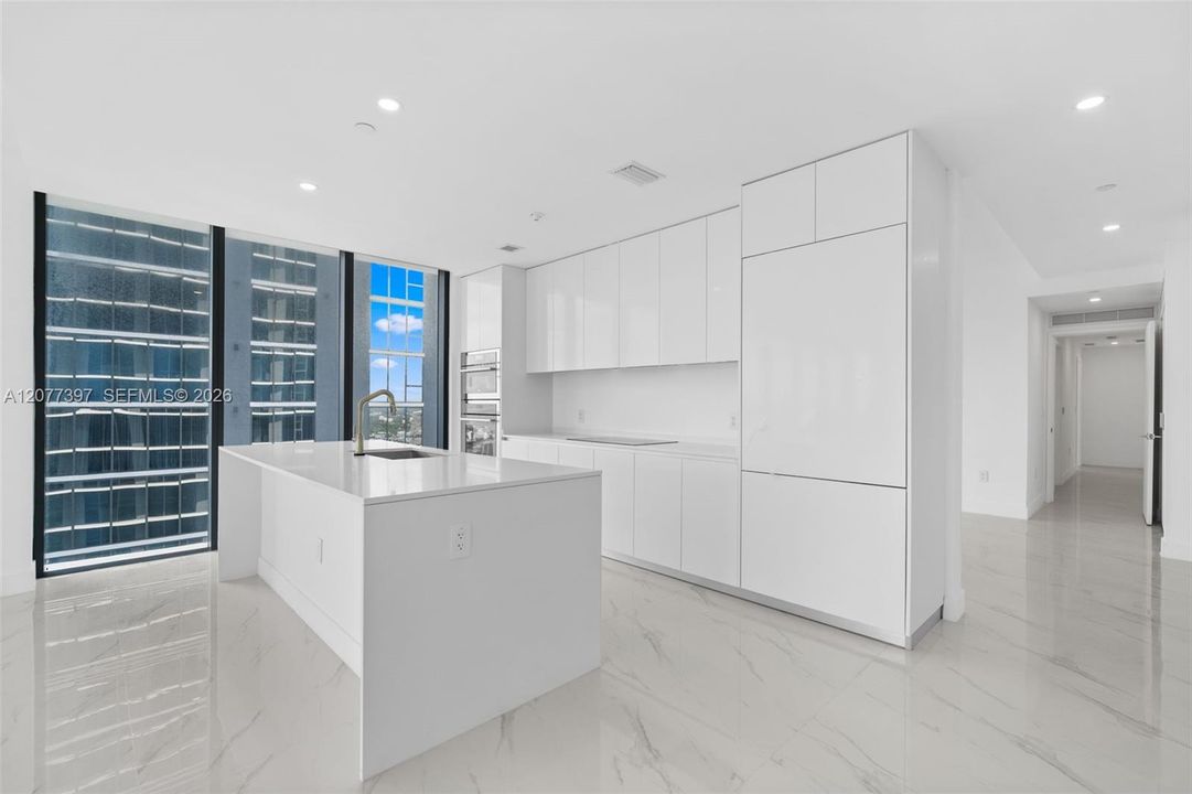 For Rent: $14,000 (4 beds, 5 baths, 2582 Square Feet)