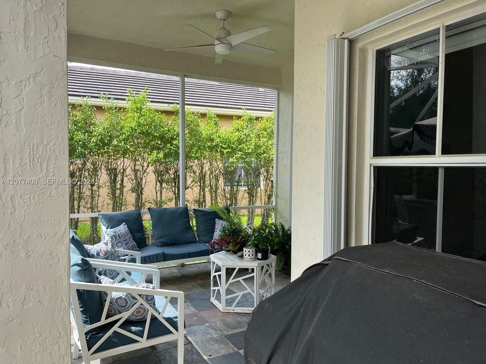 For Rent: $4,300 (3 beds, 2 baths, 1628 Square Feet)