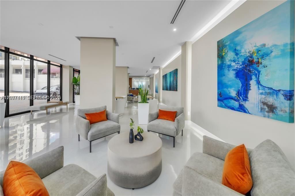 En Venta: $530,000 (2 camas, 2 baños, 1240 Pies cuadrados)