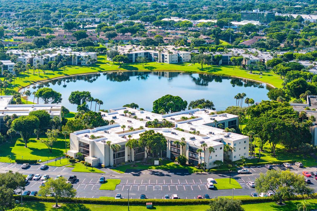 040-5190LasVerdesCircle-105-DelrayBeach-