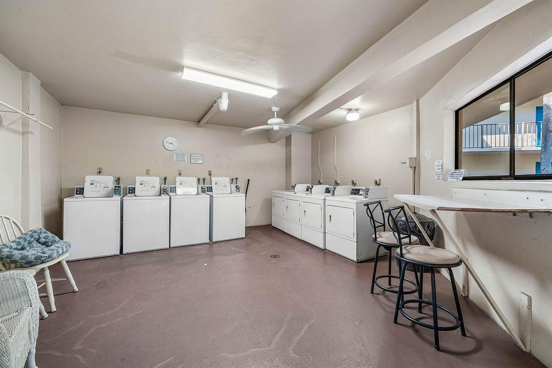 026-5190LasVerdesCircle-105-DelrayBeach-