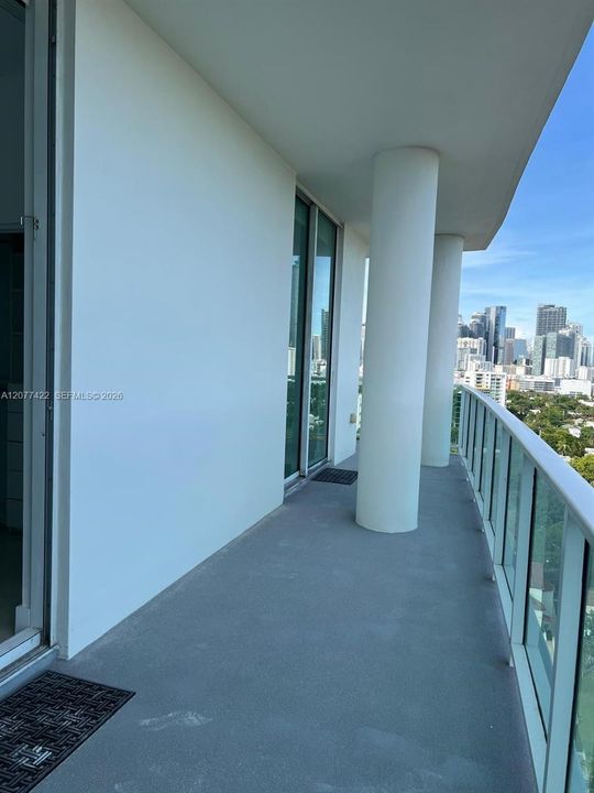 For Rent: $3,850 (2 beds, 2 baths, 1059 Square Feet)