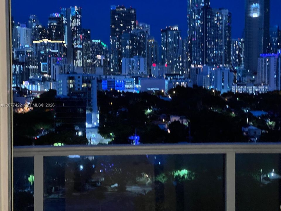 For Rent: $3,850 (2 beds, 2 baths, 1059 Square Feet)