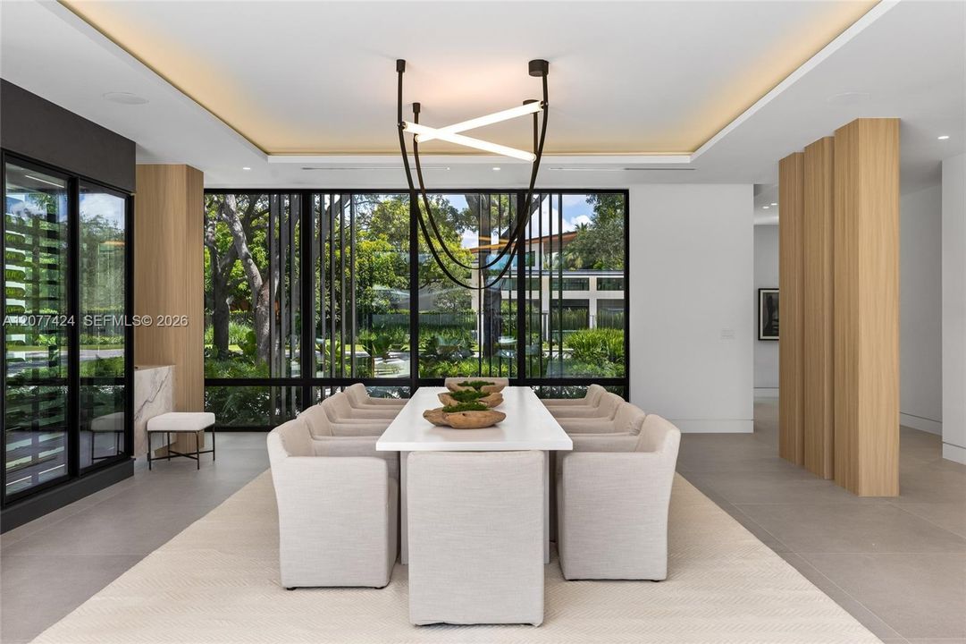 For Sale: $9,990,000 (7 beds, 7 baths, 8077 Square Feet)