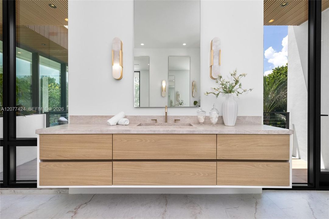 For Sale: $9,990,000 (7 beds, 7 baths, 8077 Square Feet)