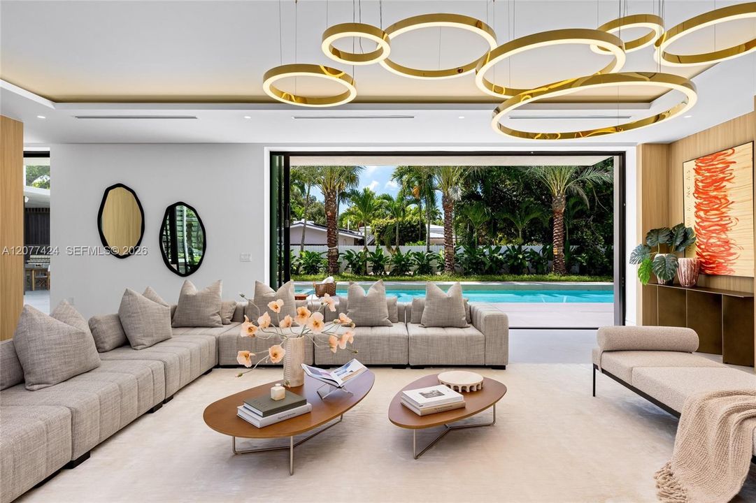 For Sale: $9,990,000 (7 beds, 7 baths, 8077 Square Feet)