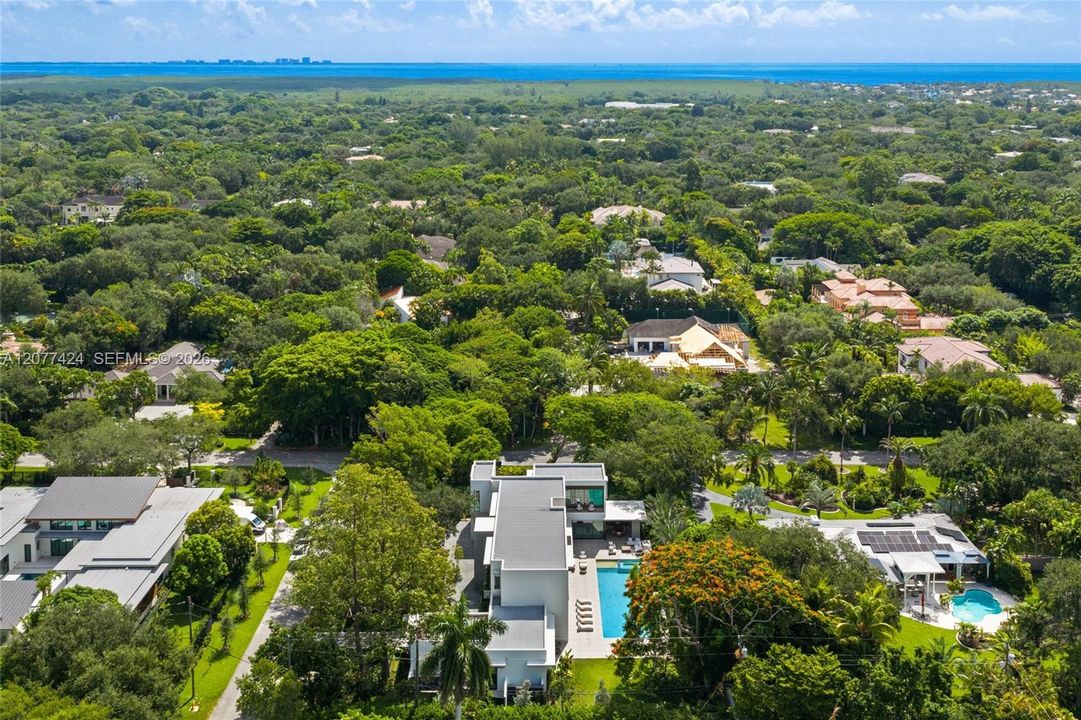 For Sale: $9,990,000 (7 beds, 7 baths, 8077 Square Feet)