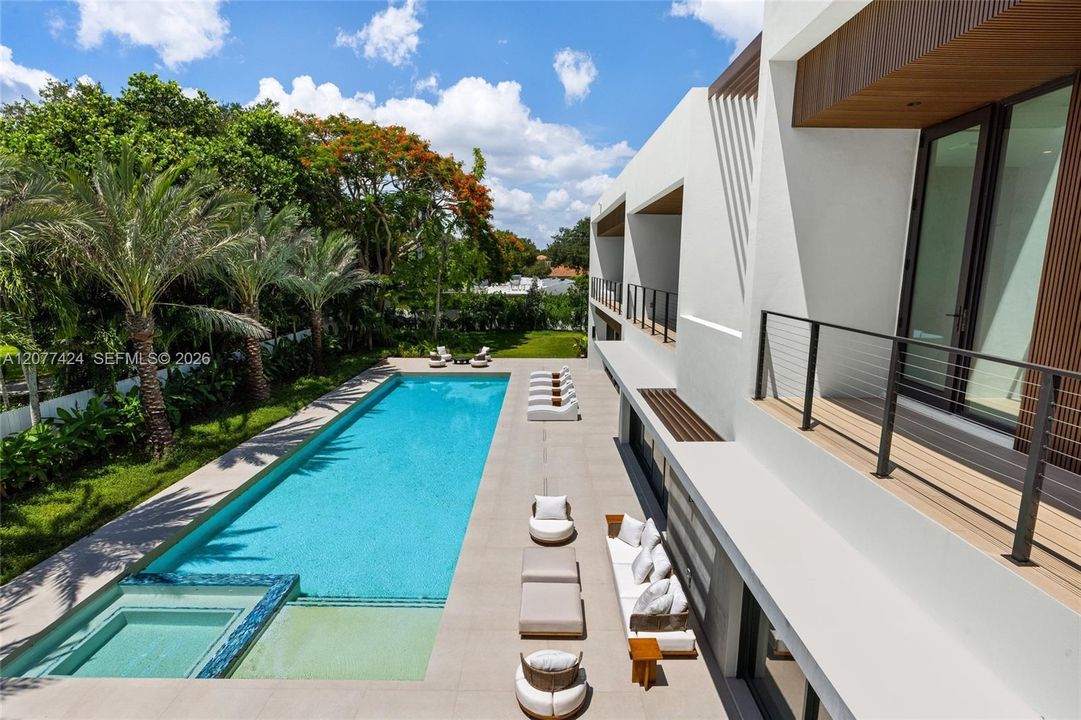 For Sale: $9,990,000 (7 beds, 7 baths, 8077 Square Feet)