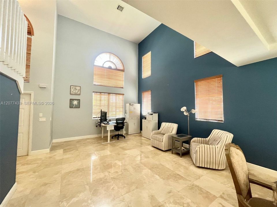 For Sale: $629,000 (4 beds, 3 baths, 2752 Square Feet)
