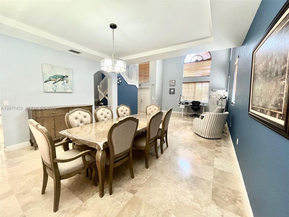 For Sale: $629,000 (4 beds, 3 baths, 2752 Square Feet)