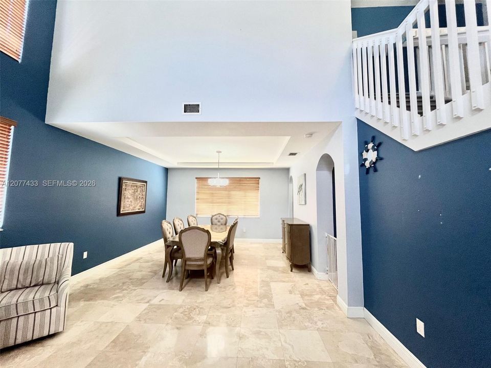 For Sale: $629,000 (4 beds, 3 baths, 2752 Square Feet)