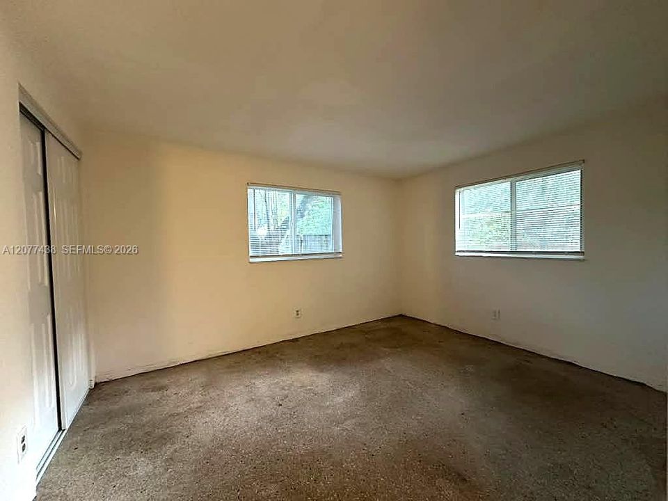 For Rent: $1,800 (2 beds, 1 baths, 1805 Square Feet)