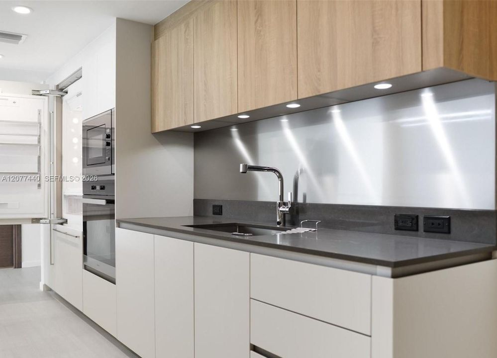 For Rent: $14,000 (3 beds, 3 baths, 1685 Square Feet)